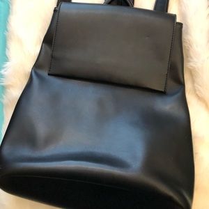 Kimchi Blue Pre-loved backpack